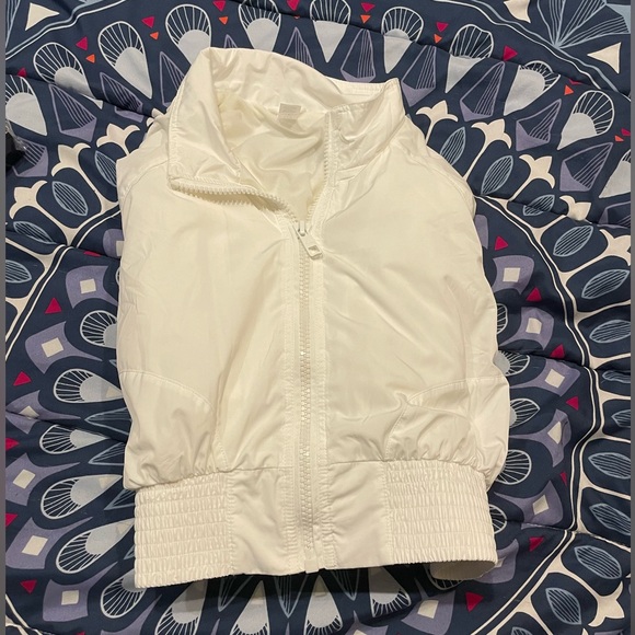 Vitality Cropped Ethos Zip Up Jacket - Picture 5 of 5